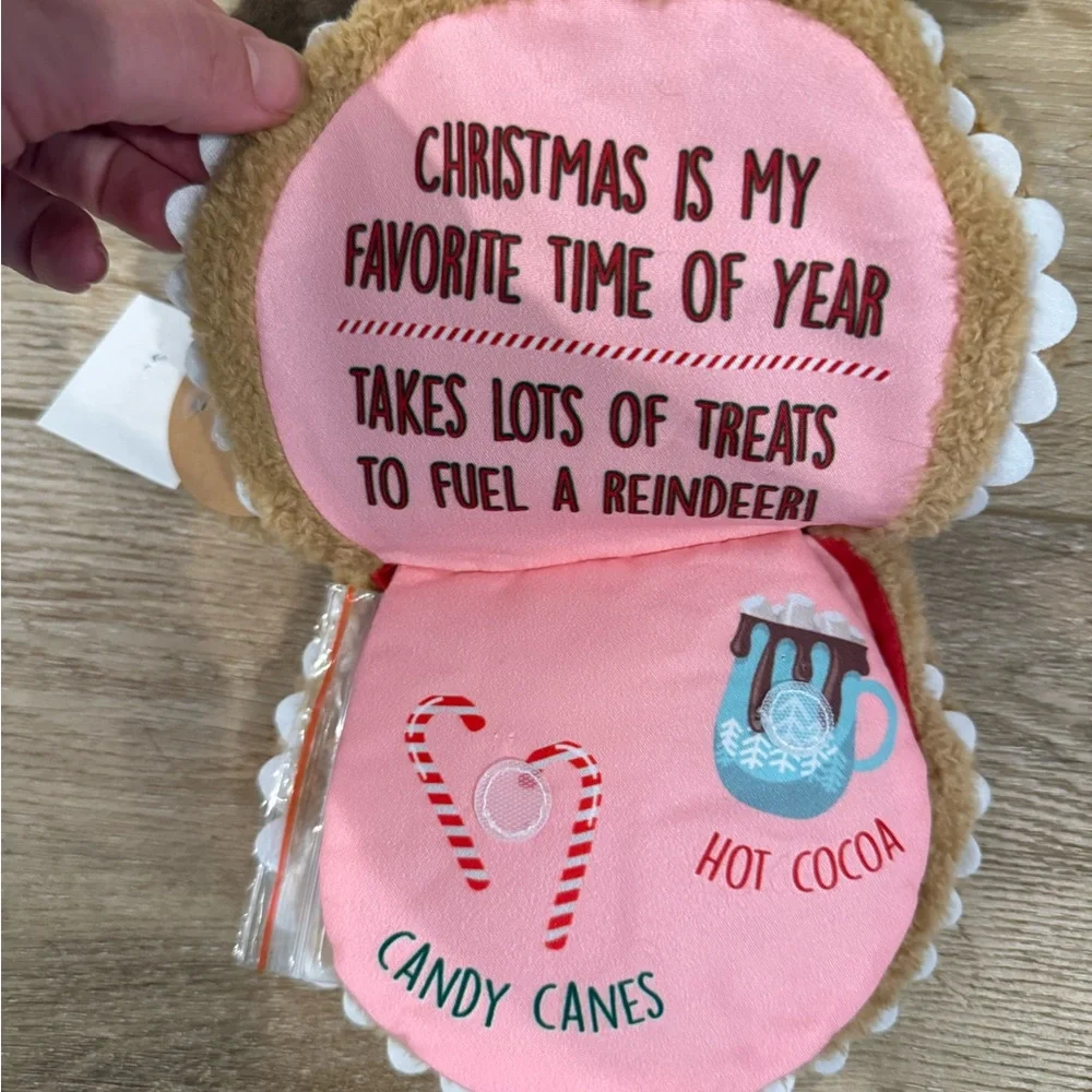 🤍Mud Pie Reindeer Snacks Puppet Book - Picture 2 of 7